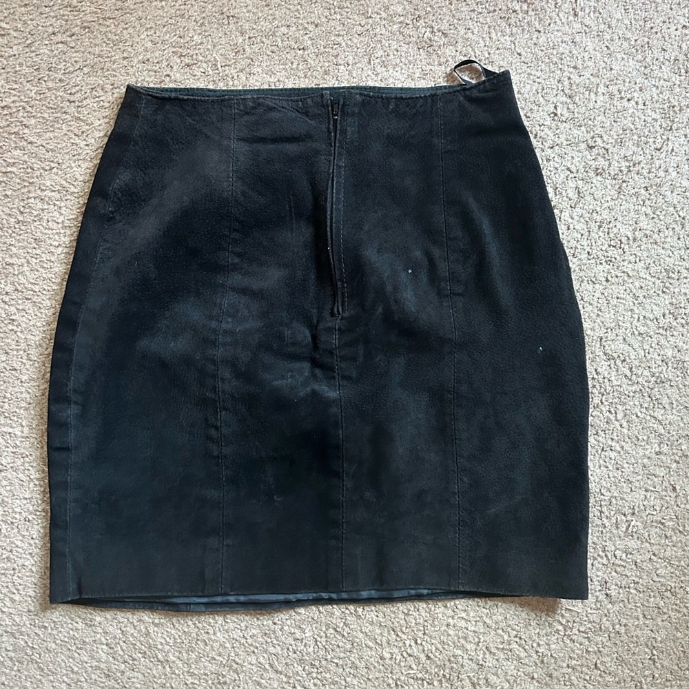 Forenza Black suede Mini Skirt. Vintage Sz 10